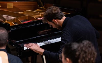 Emocionante inauguración de la temporada 23-24 del Grupo Talía con un apasionado Concierto para piano nº 2 de Rachmáninov y la presentación del pianista Filipp Moskalenko